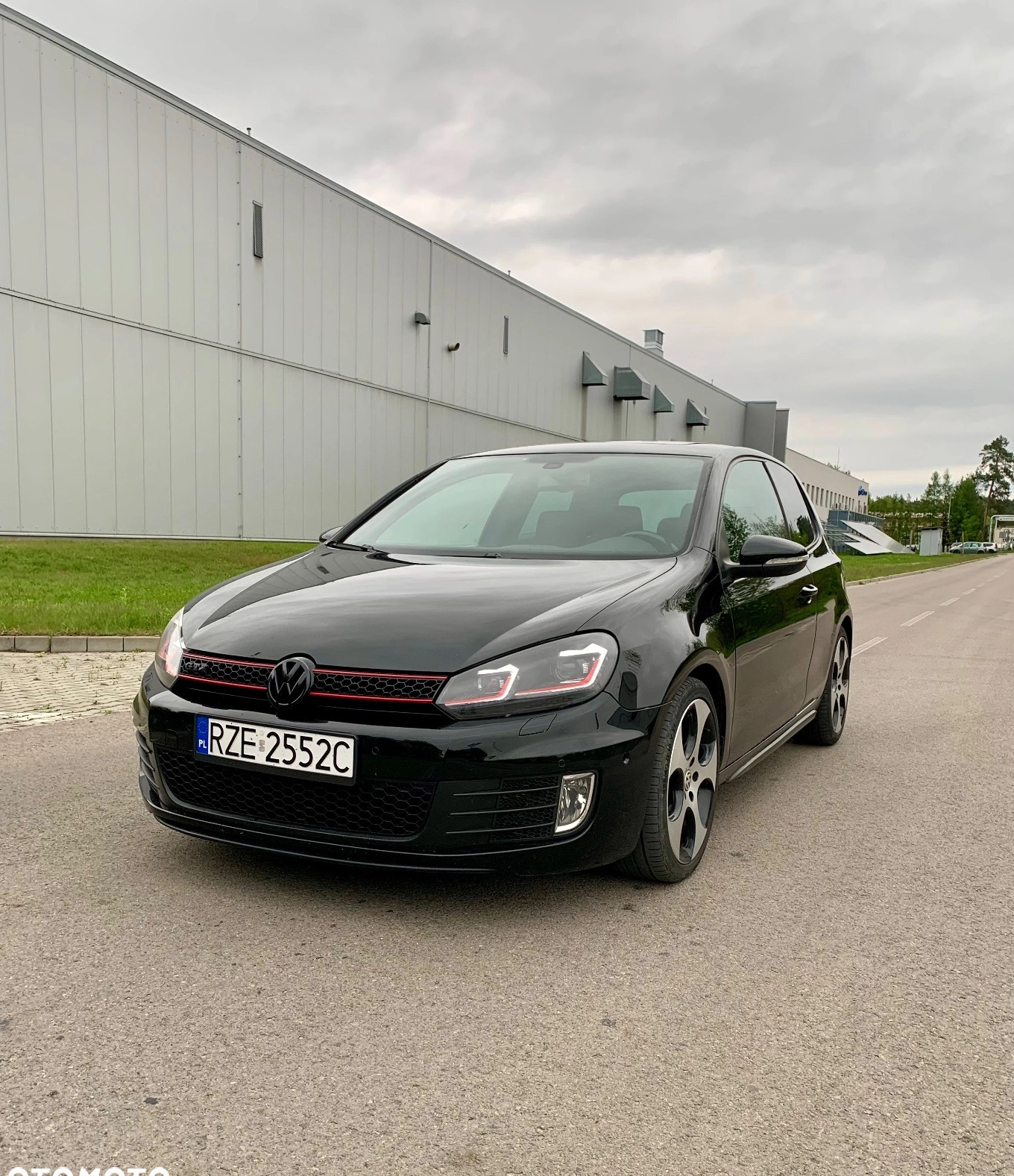 Volkswagen Golf cena 35400 przebieg: 165000, rok produkcji 2009 z Reszel małe 106